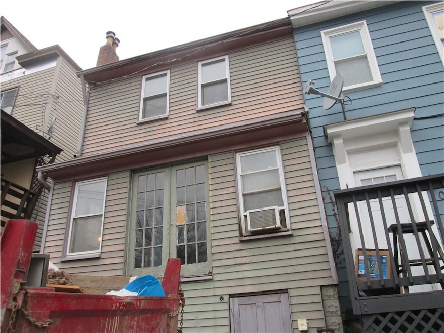 105 Davis St, Pittsburgh, PA 15209 - photo 1