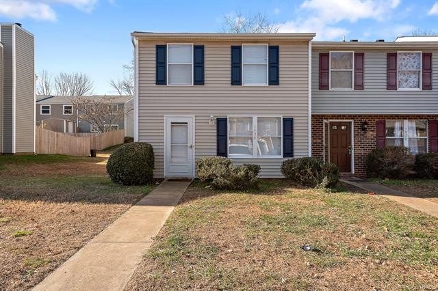 End unit Townhouse with all outside maintenance pr