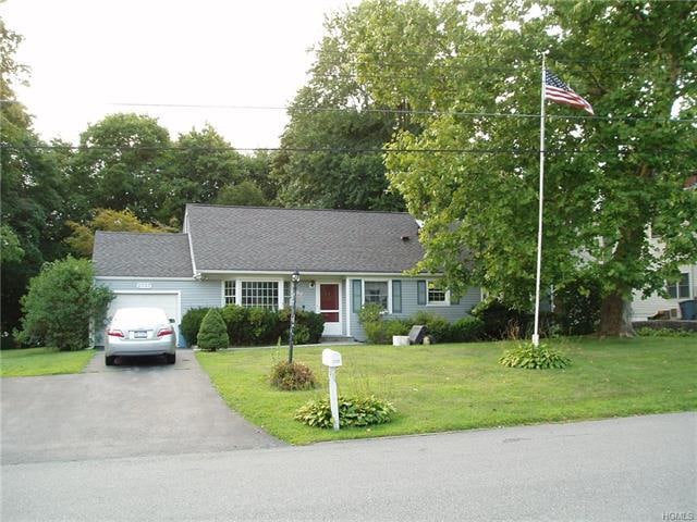 2737 Larkspur St, Yorktown Heights, NY 10598 - photo 1