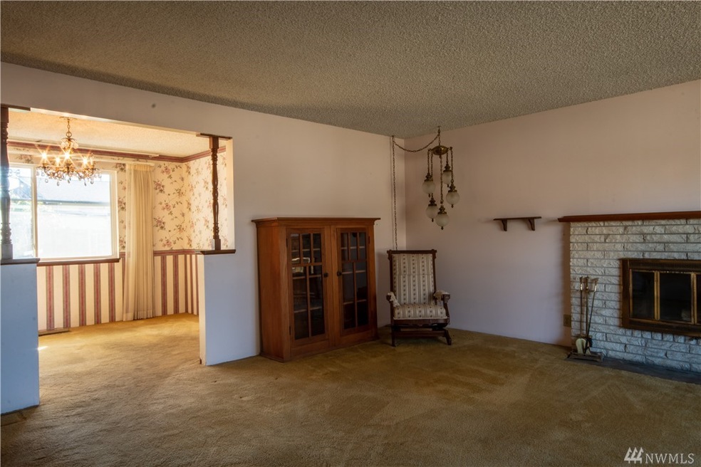 8422 225th Place SW, Edmonds, WA 98026 - photo 1