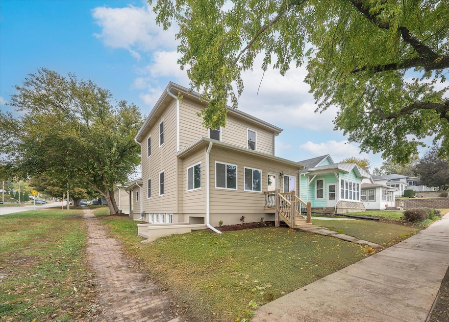 For Sale $299,000 • Co-Listing Agent