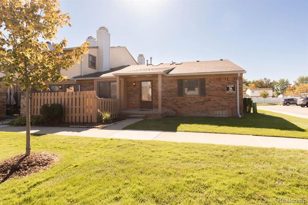 Welcome to 43599 W Arbor Way