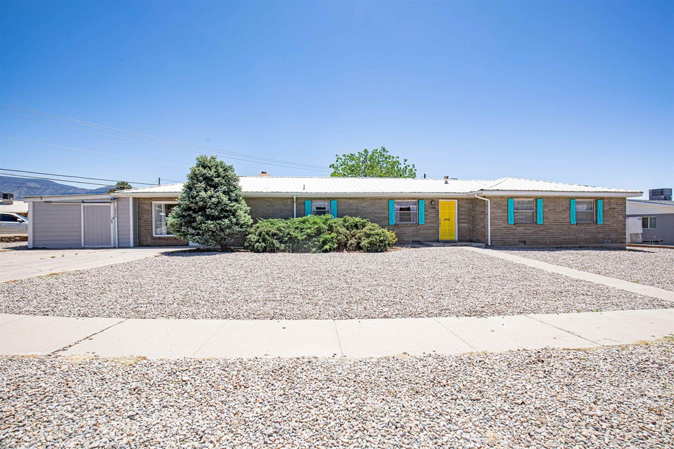 2002 E 7th St, Alamogordo, NM 88310 - photo 1