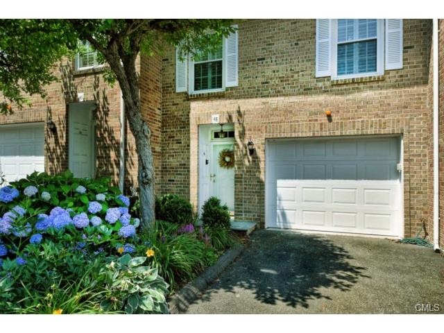 48 Kingswood Dr unit 48, Bethel, CT 06801 - photo 1