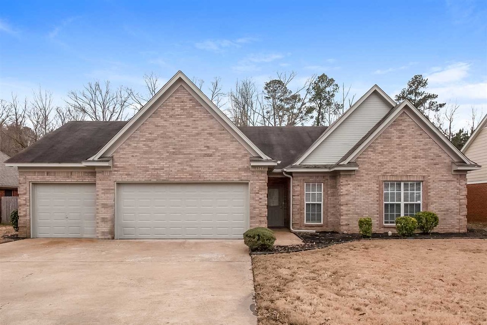 1347 Pendulum Dr, Hernando, MS 38632 - photo 1