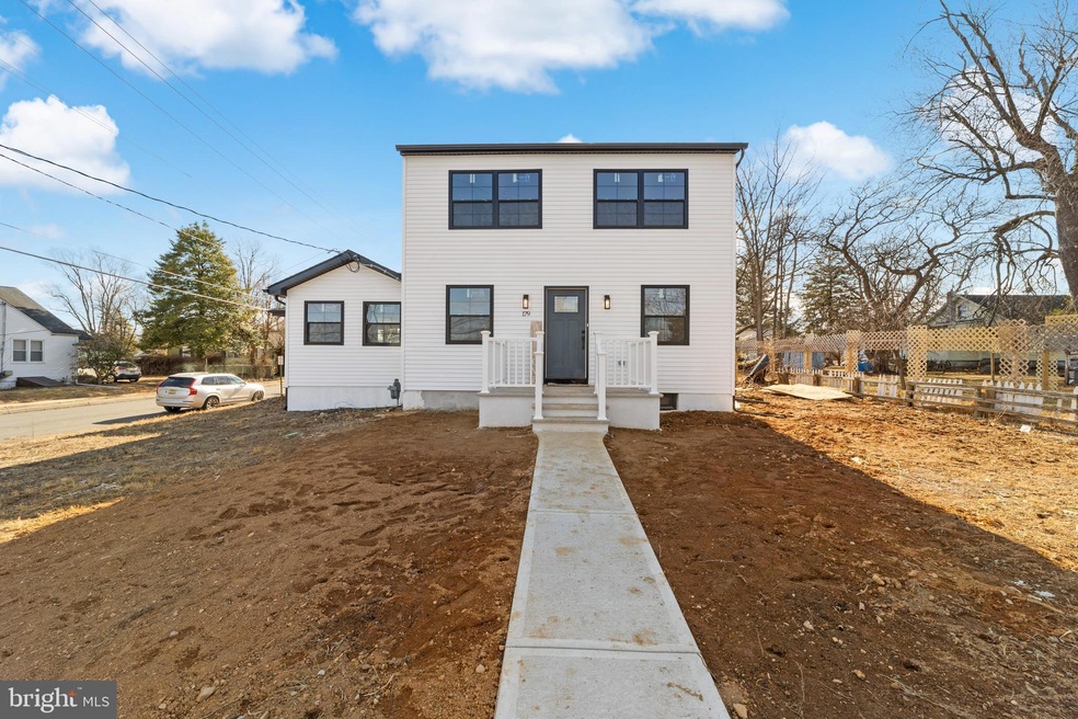 179 Buttonwood Dr, Ewing, NJ 08638 - photo 1