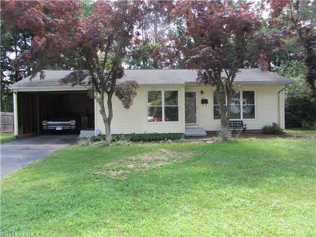 182 Arbutus St, East Hartford, CT 06108 - photo 1