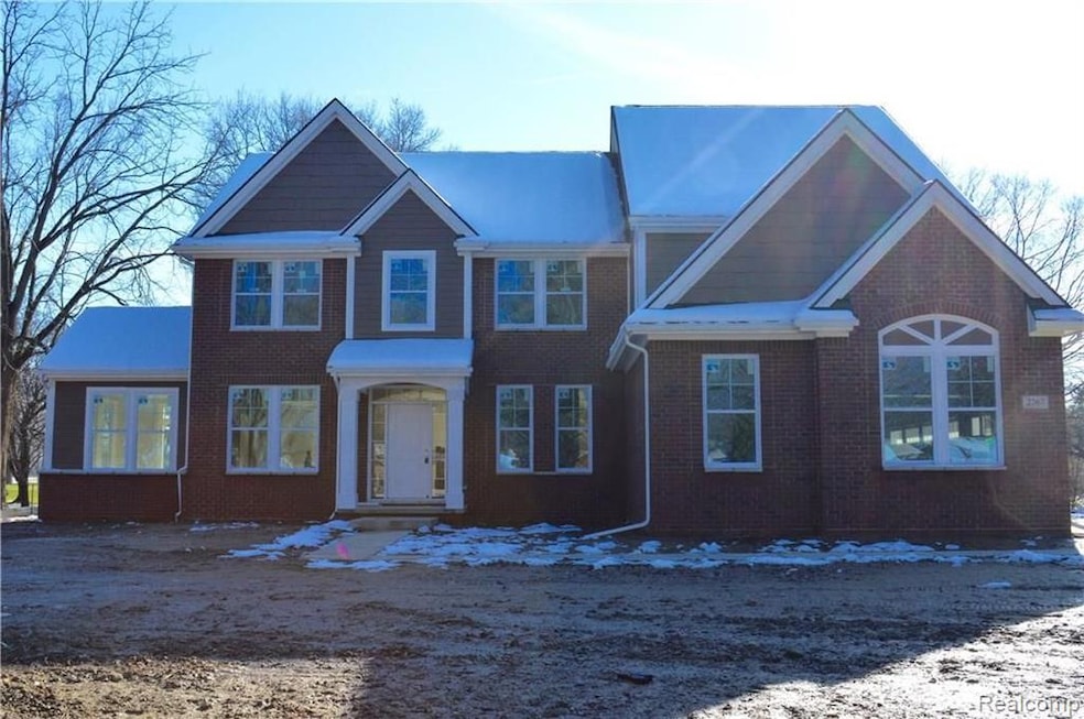 2767 Middlebury Ln, Bloomfield Hills, MI 48301 - photo 1