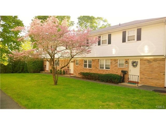 33 Bouton St E unit C, Stamford, CT 06907 - photo 1