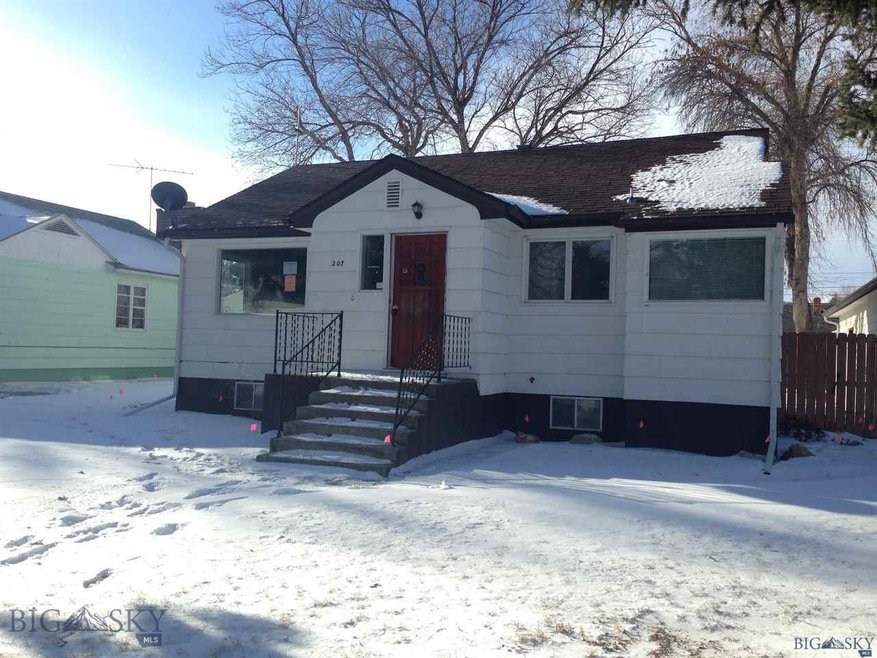 207 N Walnut St, Townsend