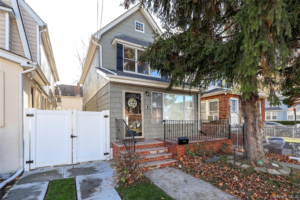 72-04 Manse St, Flushing, NY 11375 - photo 1