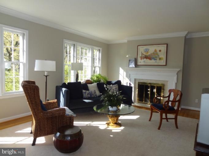 3516 Hamlet Place, Chevy Chase, MD 20815 - photo 1