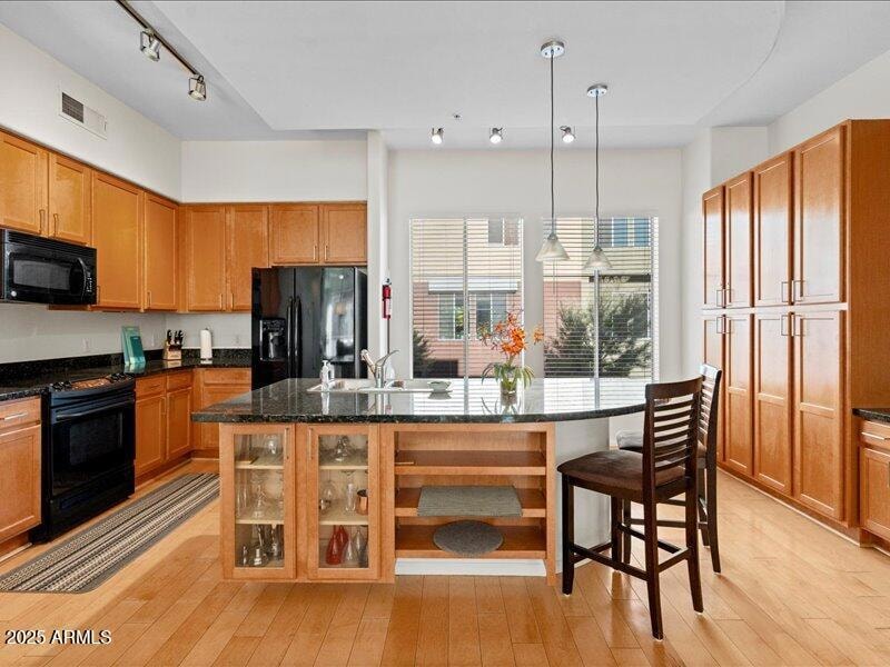 08-08-Kitchen