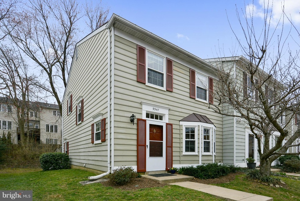 9947 Capperton Dr, Oakton, VA 22124 - photo 1
