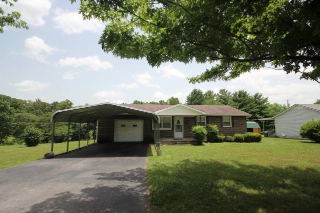 5997 Hilham Rd, Cookeville, TN 38506 - photo 1