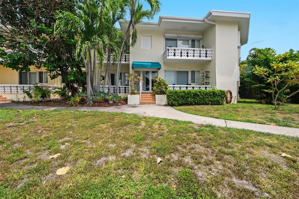 9271 W Bay Harbor Dr unit 12, Bay Harbor Islands, FL 33154 - photo 1