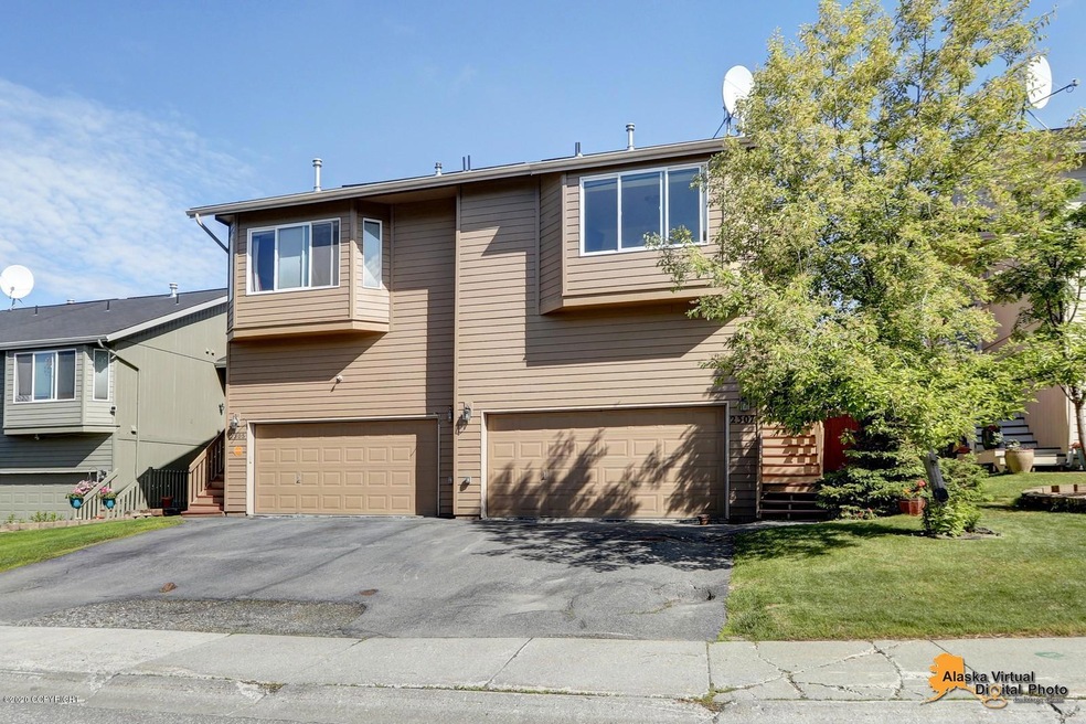 2307 Ridgemont Dr.