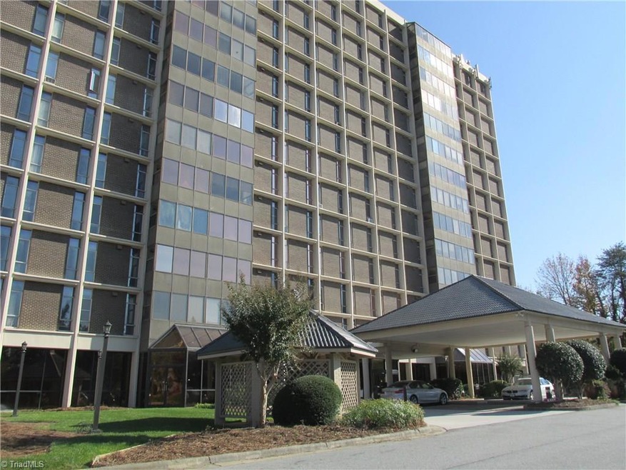 Hampshire Towers Condominiums, Unit 904