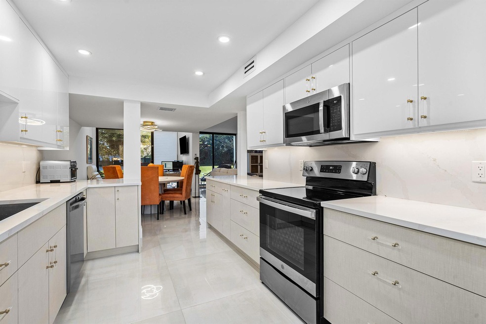 Sold $595,000 • Co-Listing Agent