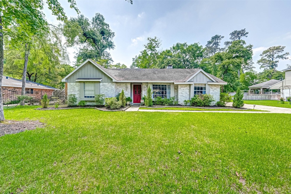 25303 Spring Ridge Dr, Spring, TX 77386 - photo 1