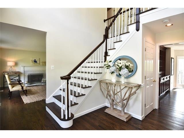 4 Trailing Ridge Rd, Brookfield, CT 06804 - photo 1