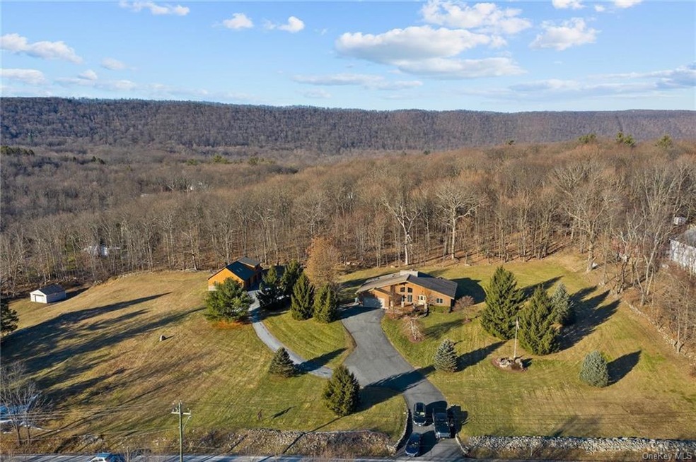 138 Seven Springs Rd, Highland Mills, NY 10930 - photo 1