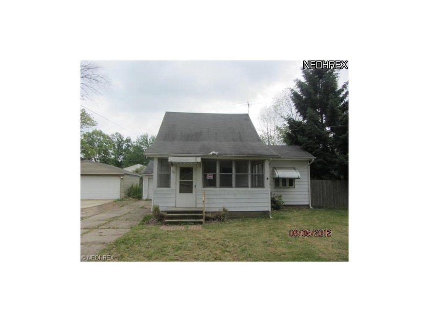 765 Alameda Ave, Sheffield Lake, OH 44054 - photo 1
