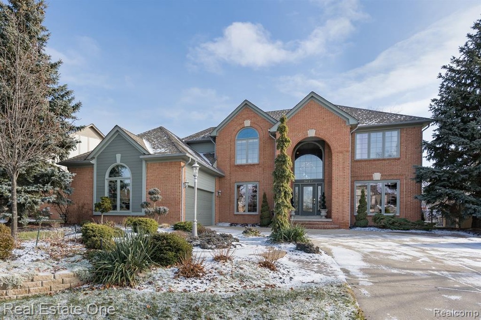 3627 Aynsley Dr, Rochester Hills, MI 48306 - photo 1