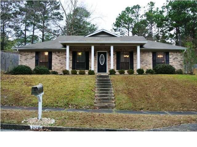 Welcome to 3128 Southridge Rd. South, Mobile, AL 3