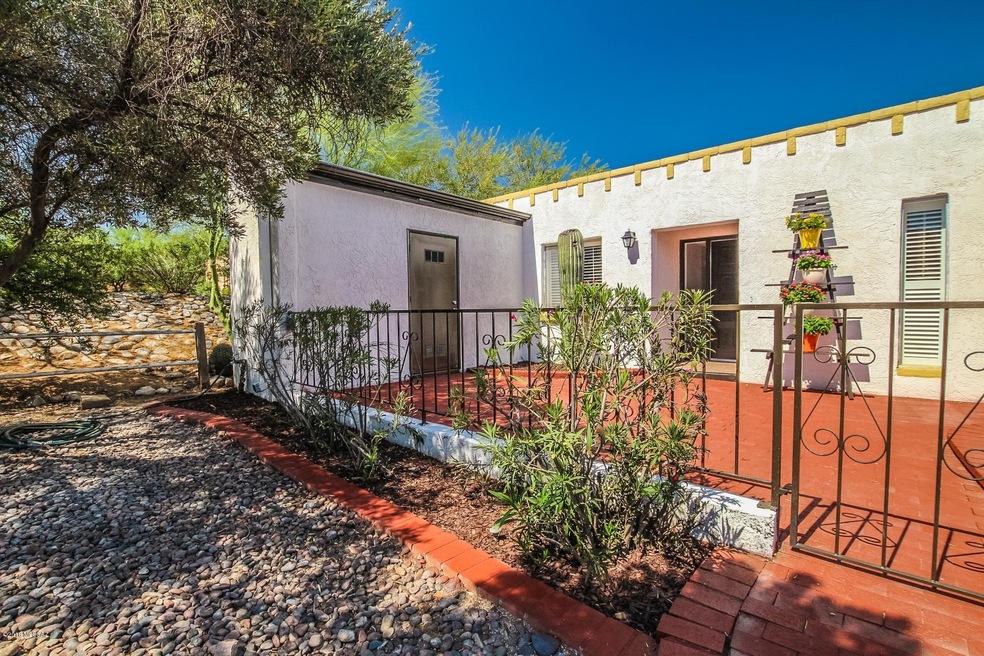 10051 N Oro Place, Tucson, AZ 85737 - photo 1