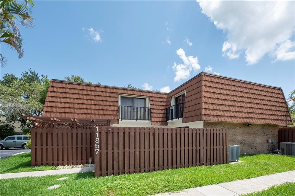 11857 SW 8th Ct, Davie, FL 33325 - photo 1