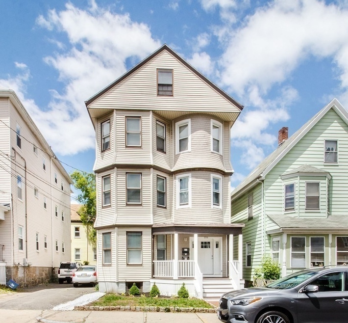 106 Murdock St unit 3, Brighton, MA 02135 - photo 1