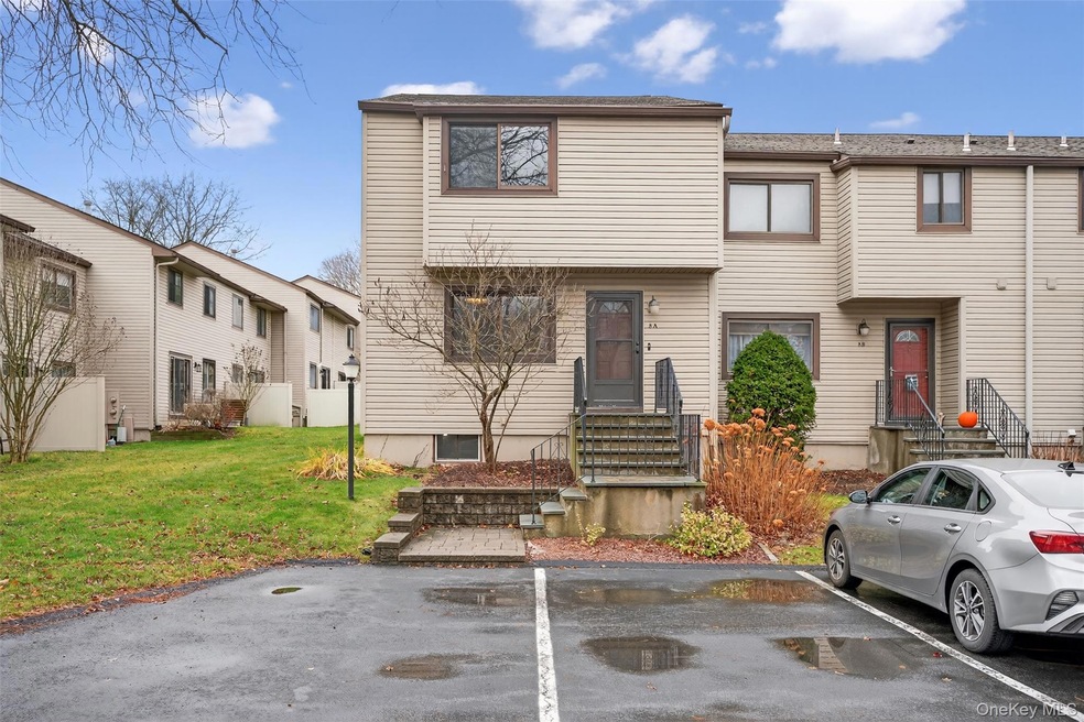 8 Knightsbridge unit A, Poughkeepsie, NY 12603 - photo 1