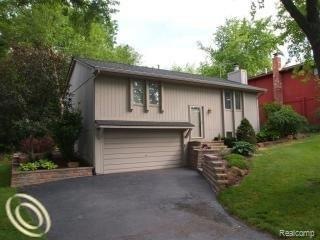 4408 Welland Dr, West Bloomfield, MI 48323 - photo 1