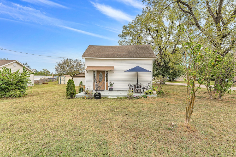 1104 N Oak St, Buffalo, MO 65622 - photo 1