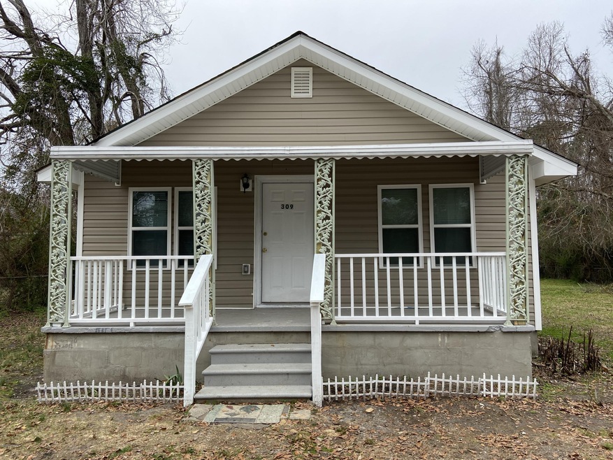 309 Country Club Rd, Jacksonville, NC 28546 - photo 1