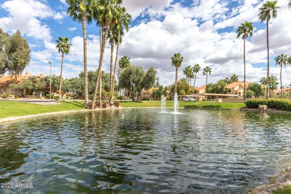 racquet club pond pic