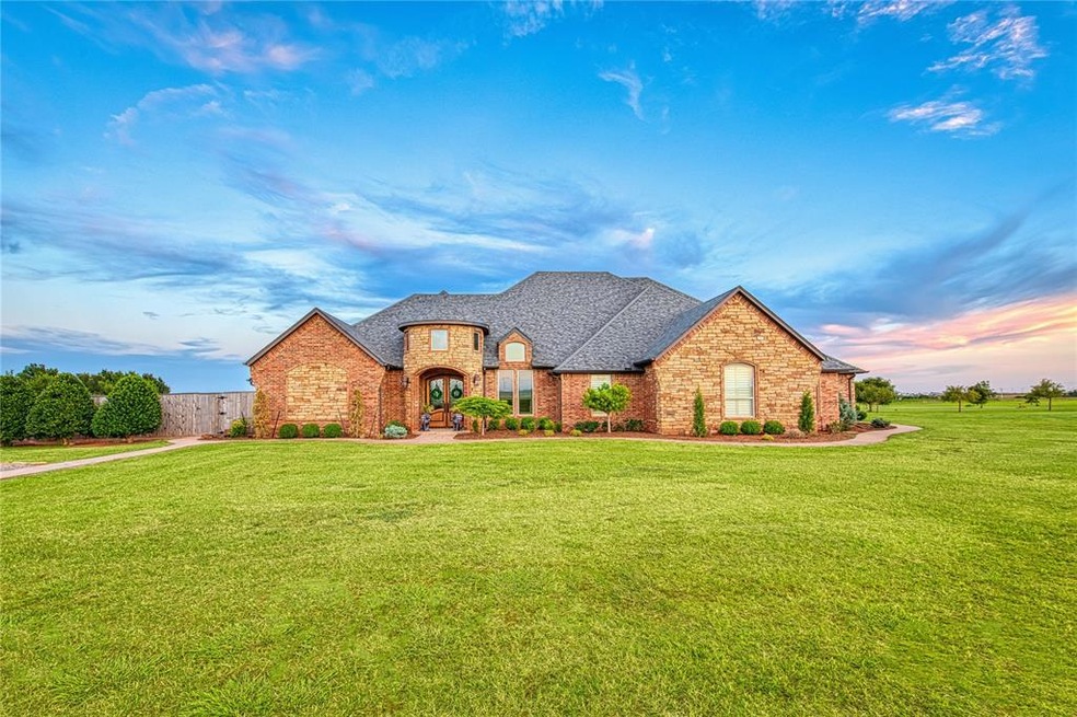 19910 E 1090 Rd, Elk City, OK 73644 - photo 1