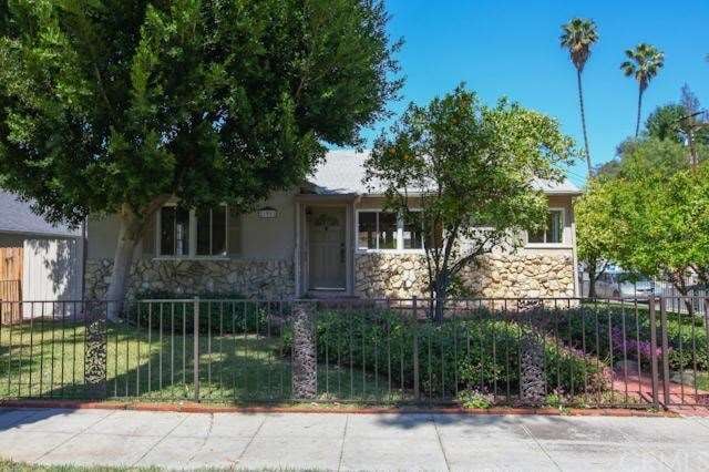 21901 Lopez St, Woodland Hills, CA 91364 - photo 1