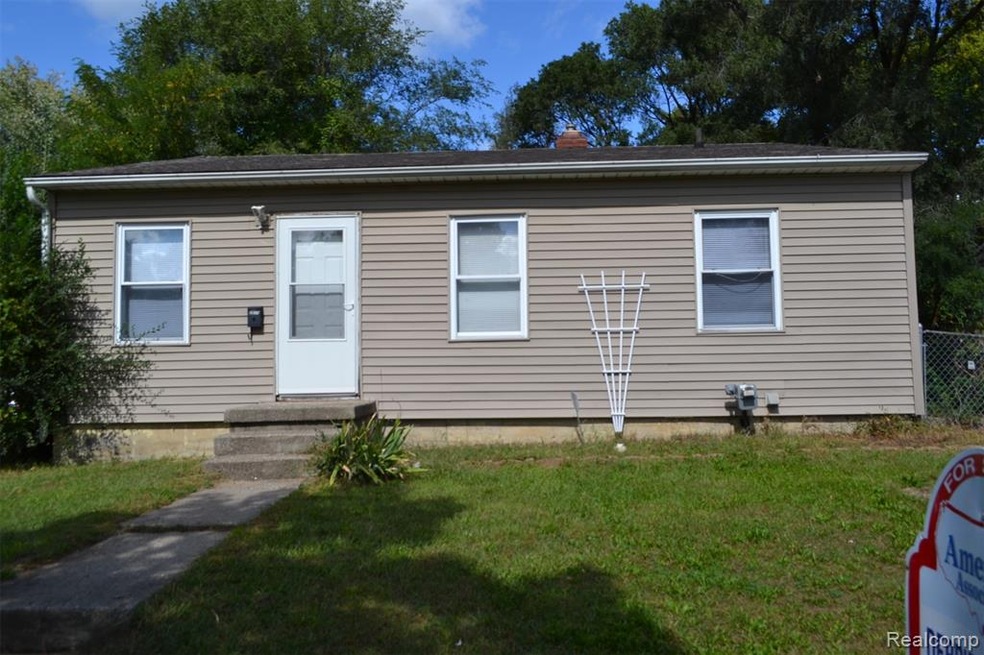 2829 Plainfield Ave, Flint, MI 48506 - photo 1
