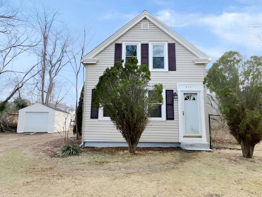 806 Main St, Wareham, MA 02571 - photo 1