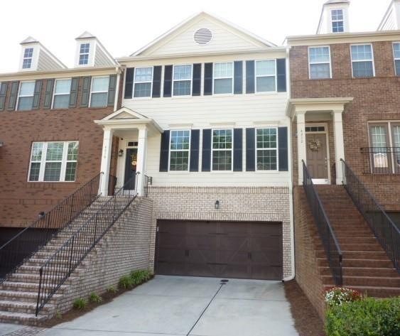 OVER-SIZED  Garage & Driveway Need more parking? J