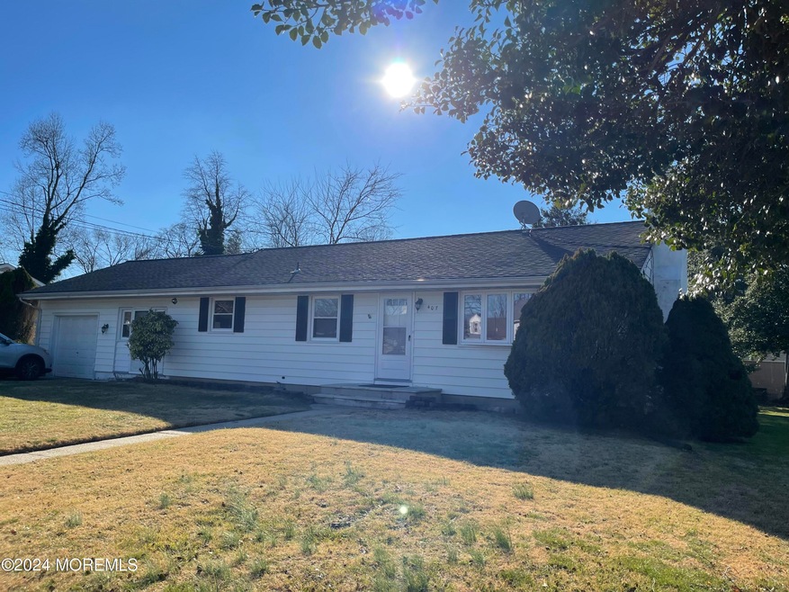 407 Green Grove Rd, Neptune, NJ 07753 - photo 1