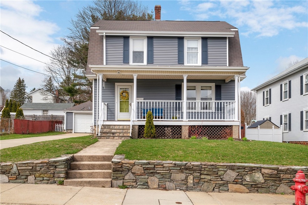 174 Rivulet St, Woonsocket, RI 02895 - photo 1