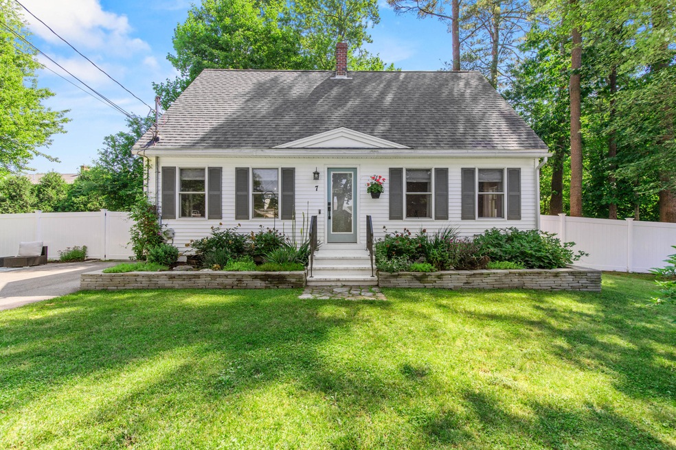 7 Stacy St, Saco, ME 04072 - photo 1