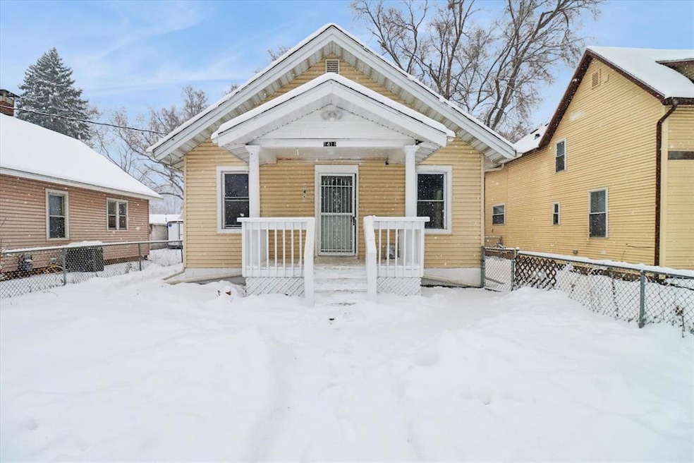 1411 Idaho St, Des Moines, IA 50316 - photo 1