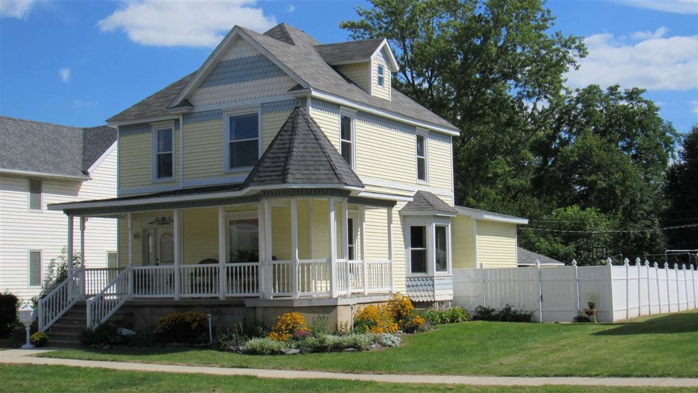 333 W 7th St, Auburn, IN 46706 - photo 1