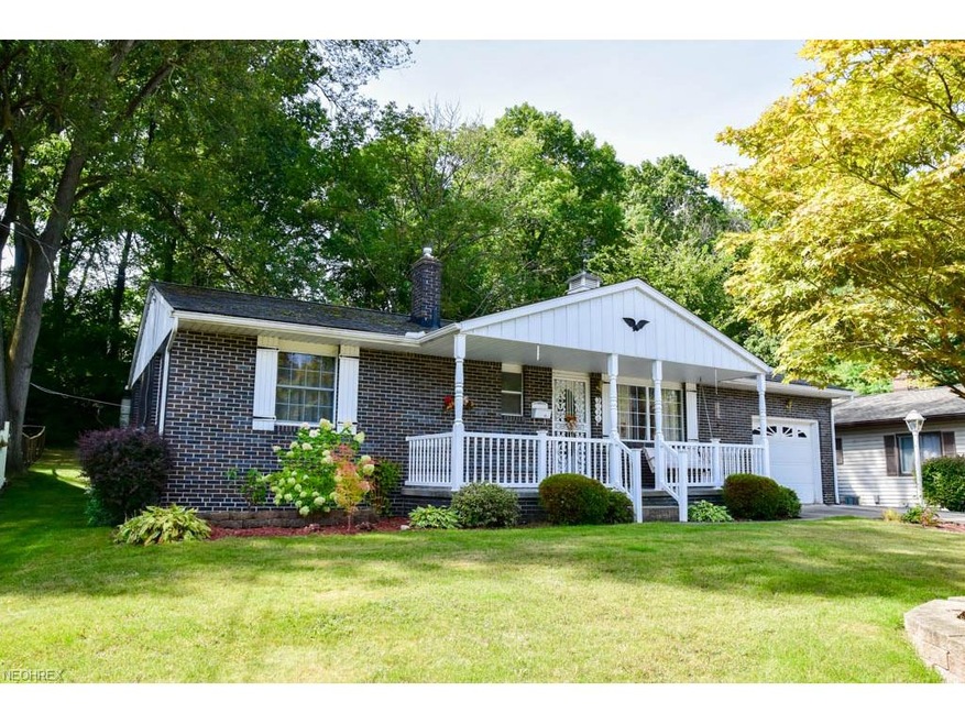 Adorable 3 bedroom, 1.5 bath all brick ranch!