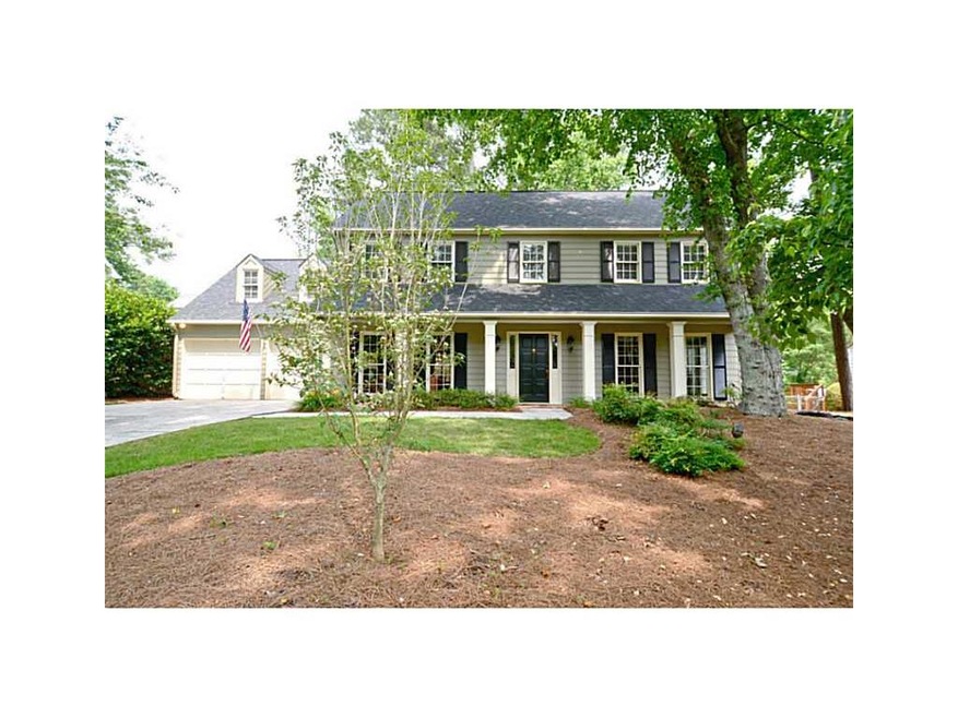 Exterior Front. 5 Bedrooms and 3.5 Baths with In-L