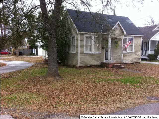 4305 Capital Heights Ave House